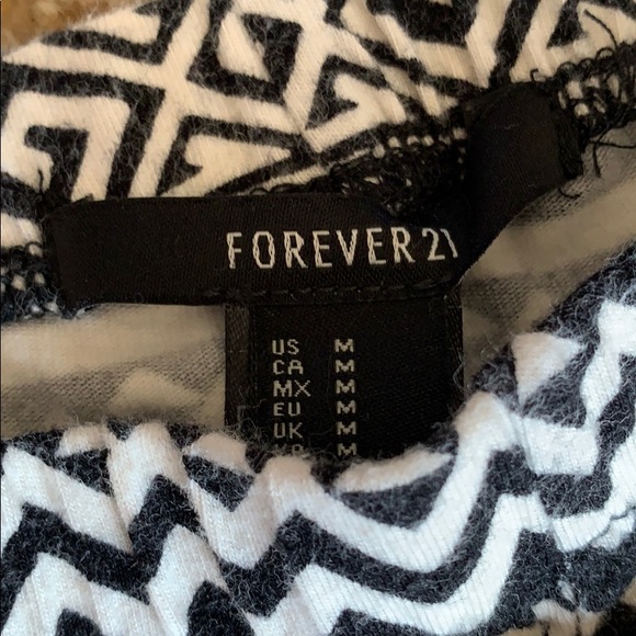 Forever 21 Aztec Leggings - Picture 3 of 3